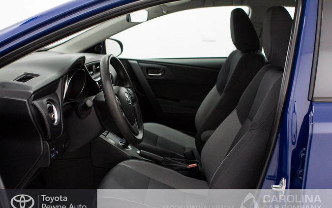 Toyota Auris cena 69999 przebieg: 124111, rok produkcji 2018 z Białystok małe 121